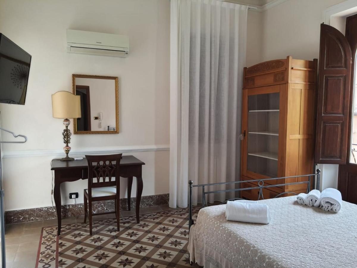 Appartamenti Via Lombardo Giardini Naxos Exterior photo
